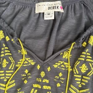 Derek Heart Gray Top with Yellow Embroidery
